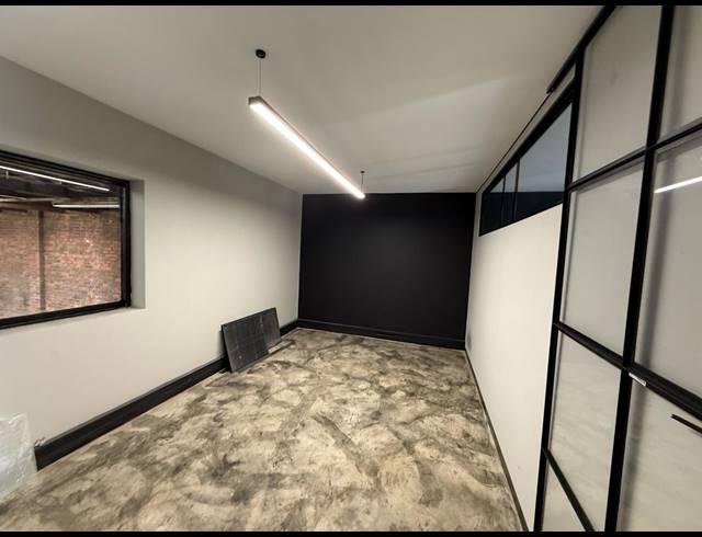 479M² WAREHOUSE TO LET IN ISANDO